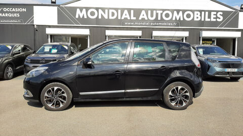Sc&eacute;nic III 1.5 DCI 110CH ENERGY BOSE ECO&sup2; 2015 2015 occasion 08000 Warcq
