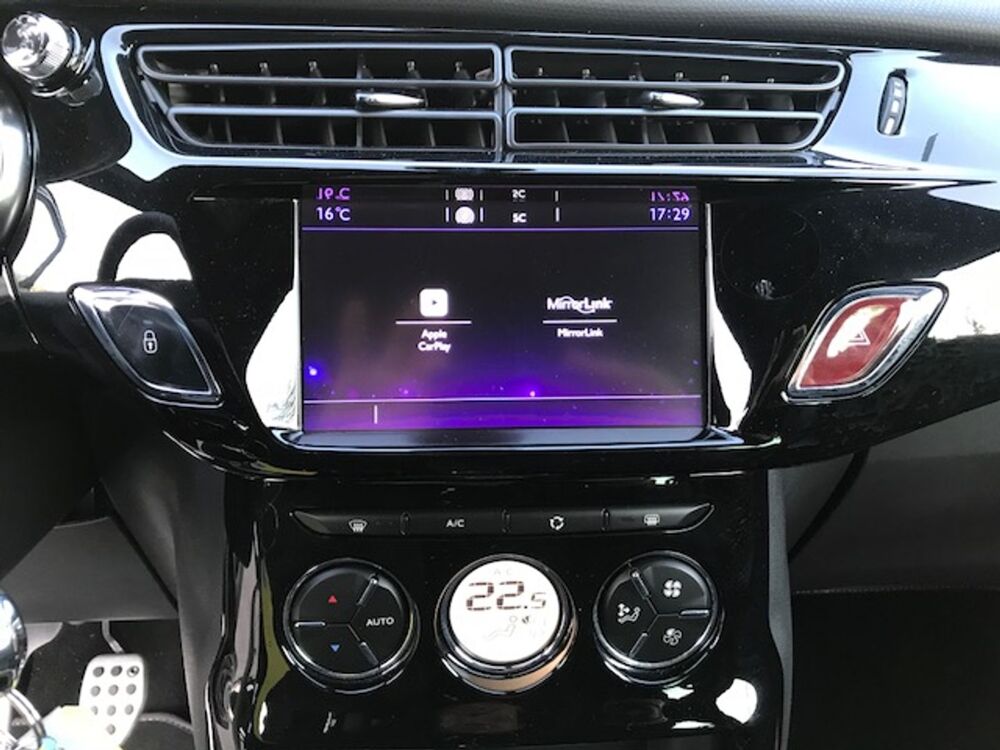 DS3 PURETECH 82CH CONNECTED CHIC 2018 occasion 69890 La Tour-de-Salvagny