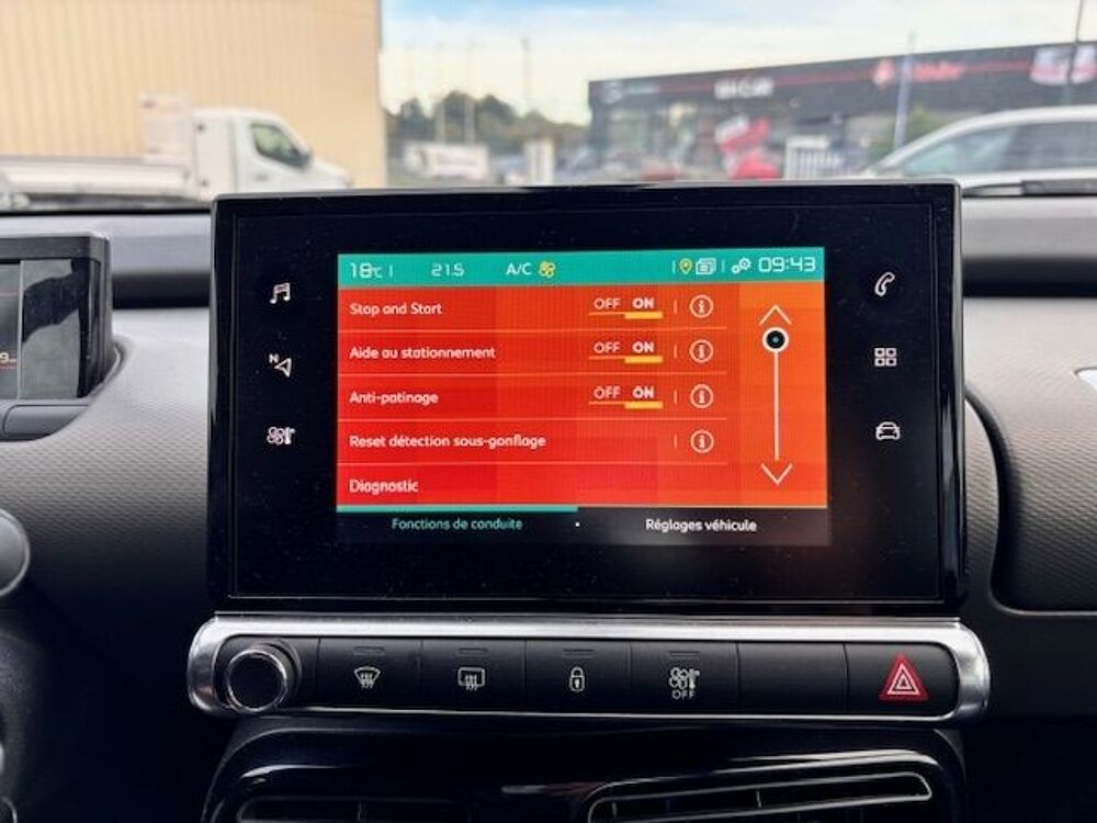 C4 cactus PURETECH 110CH S&S FEEL DISTRIBUTION NEUVE 2019 occasion 16400 Puymoyen
