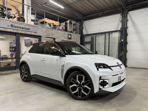R5 E-Tech 52KWH 150CH Techno [ R&eacute;gulateur Adaptatif - Cam&eacute;ra - 2025 occasion 13400 Aubagne