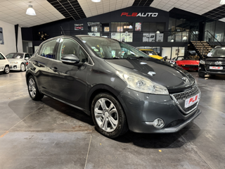 208 1.6 E-HD I115 CV ALLURE 5P 86 000 KM PLBA AUTO 2012 occasion 12000 RODEZ