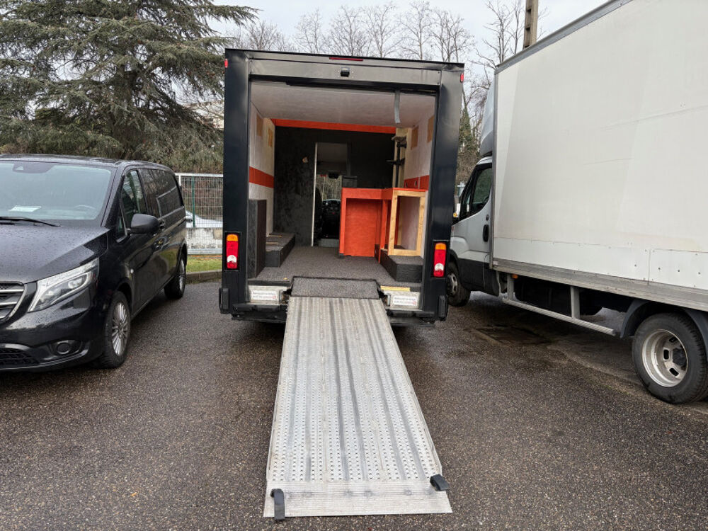 Ducato 2.3L 130CH PLANCHER CAB EQUIPE RAMPE 2017 occasion 42000 Saint-&Eacute;tienne