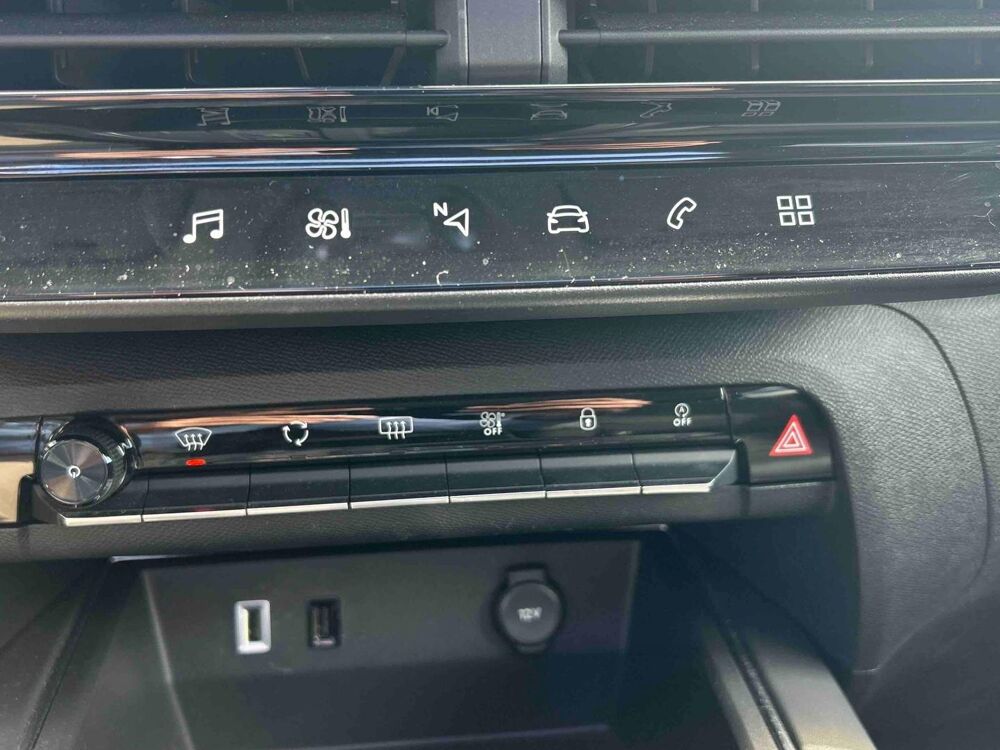 C5 aircross PureTech 130ch S&S Shine EAT8 / Toit ouvrant panoramique + C 2023 occasion 28500 Vernouillet
