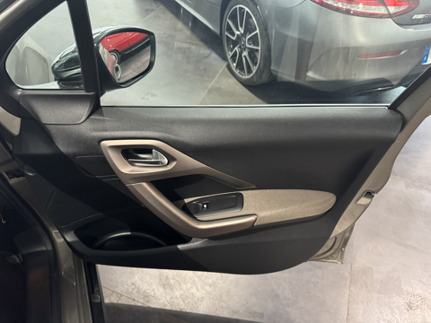 2008 1.6 BLUEHDI 100CH ALLURE 50 200 KM PREMIERE MAIN 2015 occasion 12000 RODEZ
