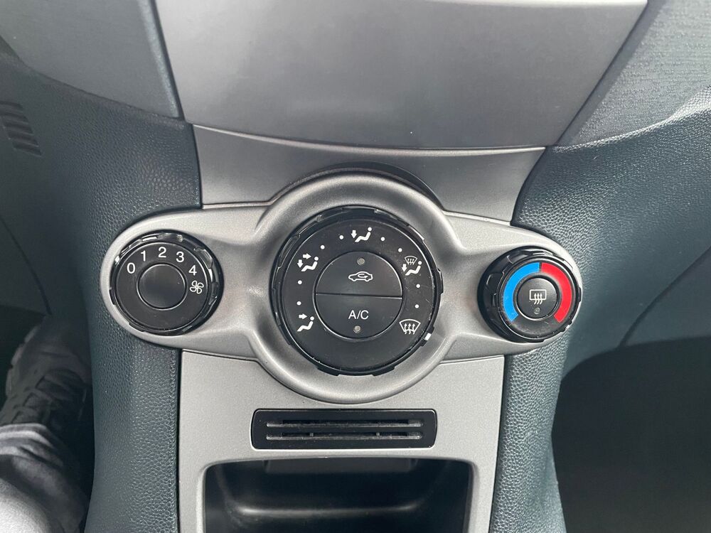 Fiesta 1.4 TDCI 68CH TREND 3P 2009 occasion 77144 Mont&eacute;vrain