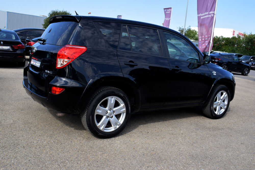 RAV 4 177 D-4D CLEAN POWER 2006 occasion 34740 Vendargues