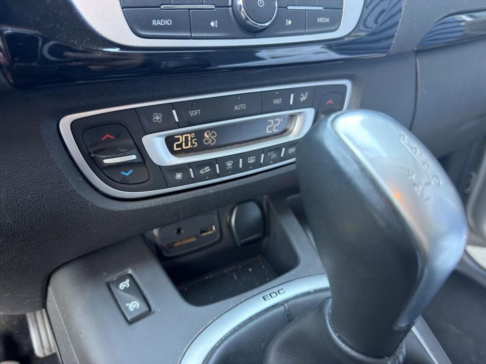 Grand Sc&eacute;nic II 1.5 dCi 110ch Bose EDC Euro6 7 places Boite Automatique 2016 occasion 17450 Saint-Laurent-de-la-Pr&eacute;e