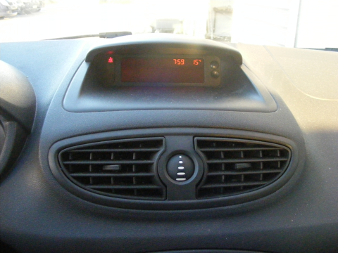 Clio III III 1.2 16V 75CH EXPRESSION 5P 2009 occasion 38150 Salaise-sur-Sanne