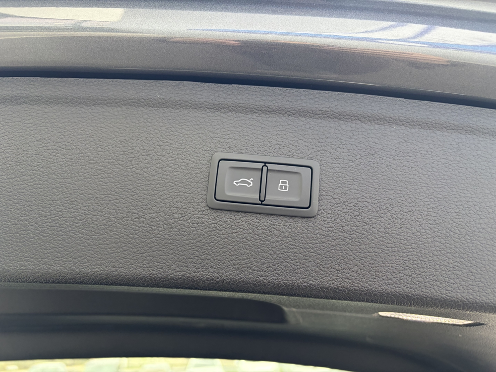 Q5 50 TFSI E 299CH S LINE QUATTRO S TRONIC 7 2023 occasion 87270 COUZEIX