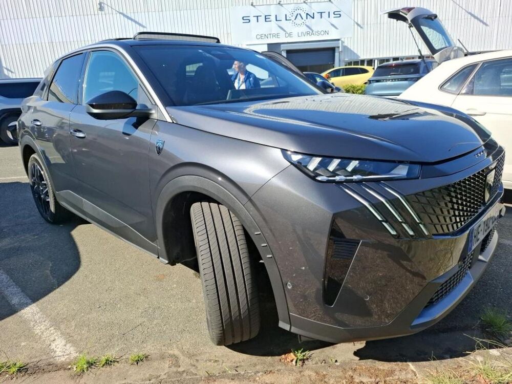 3008 1.2 Hybrid 145ch GT e-DCS6 / Toit ouvrant + Pack Vision 360&deg; 2025 occasion 28500 Vernouillet