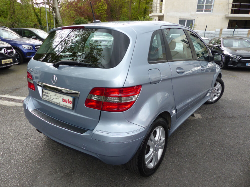 Classe B 180 SPORT CVT 2011 occasion 77144 Mont&eacute;vrain