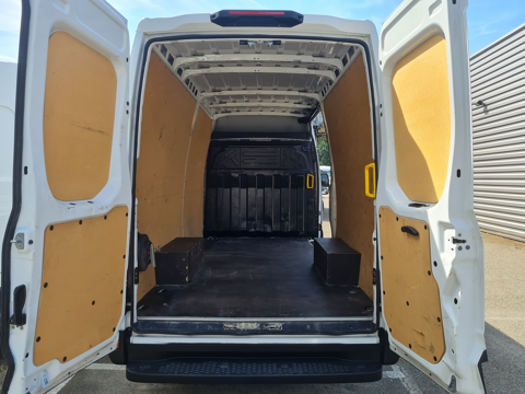 Daily 35S14 V12 2022 occasion 28630 Nogent-le-Phaye
