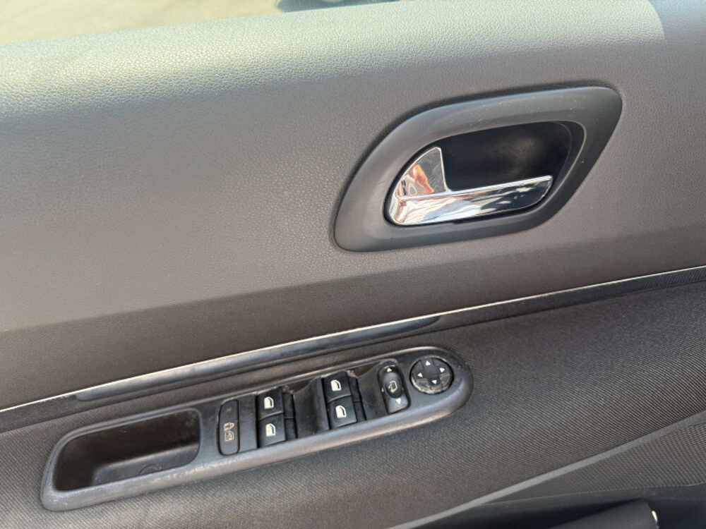3008 1.6 HDI110 FAP CONFORT PACK 2010 occasion 31140 Aucamville