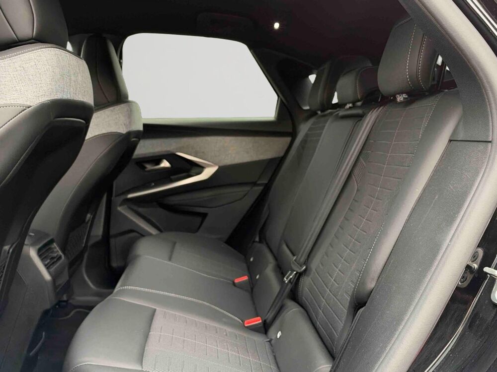 3008 1.2 Hybrid 145ch GT e-DCS6 / Pack 360 Vision & Drive Assist 2026 occasion 28500 Vernouillet