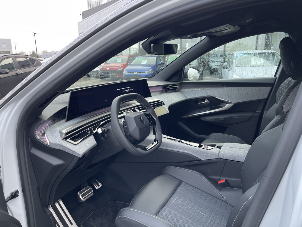 5008 HYBRID 145CH GT E-DCS6 2025 occasion 33700 M&eacute;rignac