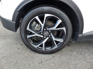 C-HR 184H DYNAMIC BUSINESS 2WD E-CVT MC19 2020 occasion 77144 Mont&eacute;vrain