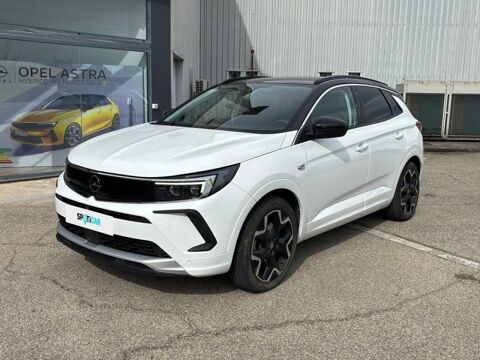 Grandland 1.6 Turbo 300ch Hybride Ultimate 4x4 2022 occasion 13200 Arles