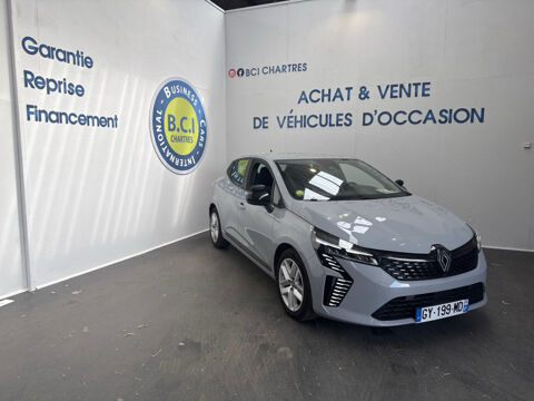 Clio V 1.5 BLUE DCI 100CH EVOLUTION AUTO ECOLE 2024 occasion 28630 Nogent-le-Phaye