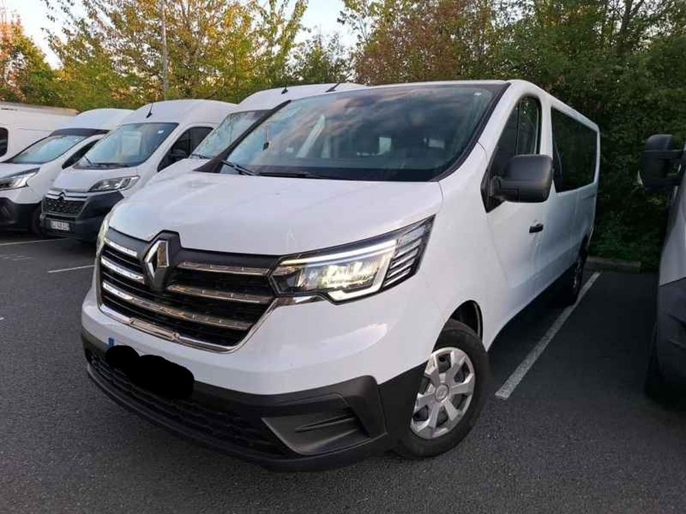 Trafic L2 2.0 BLUE DCI 150CH S&S ZEN 9 PLACES 2023 occasion 56530 Qu&eacute;ven