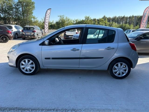 Clio III 1.5 DCI 85CH EXPRESSION 5 PORTES DISTRIBUTION NEUVE 2008 occasion 30360 V&eacute;z&eacute;nobres