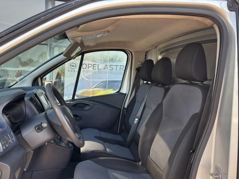 Vivaro F2700 L1H1 1.6 CDTI 120 Pack Business 2019 occasion 13200 Arles