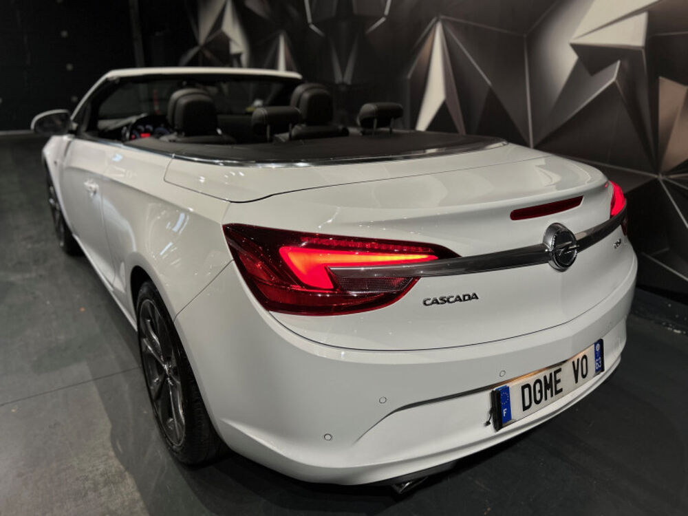 Cascada 2.0 CDTI 165CH COSMO PACK START&STOP 2016 occasion 63170 Aubi&egrave;re