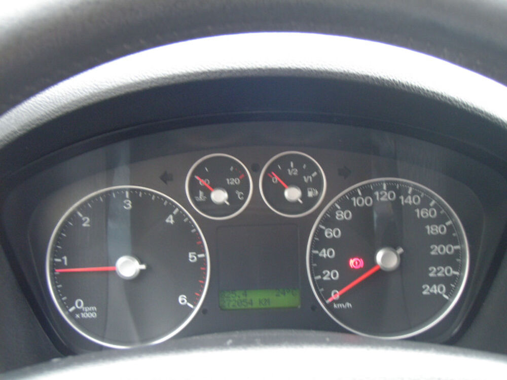 Focus C-MAX 1.6 TDCI 110 GHIA 2003 occasion 93220 Gagny