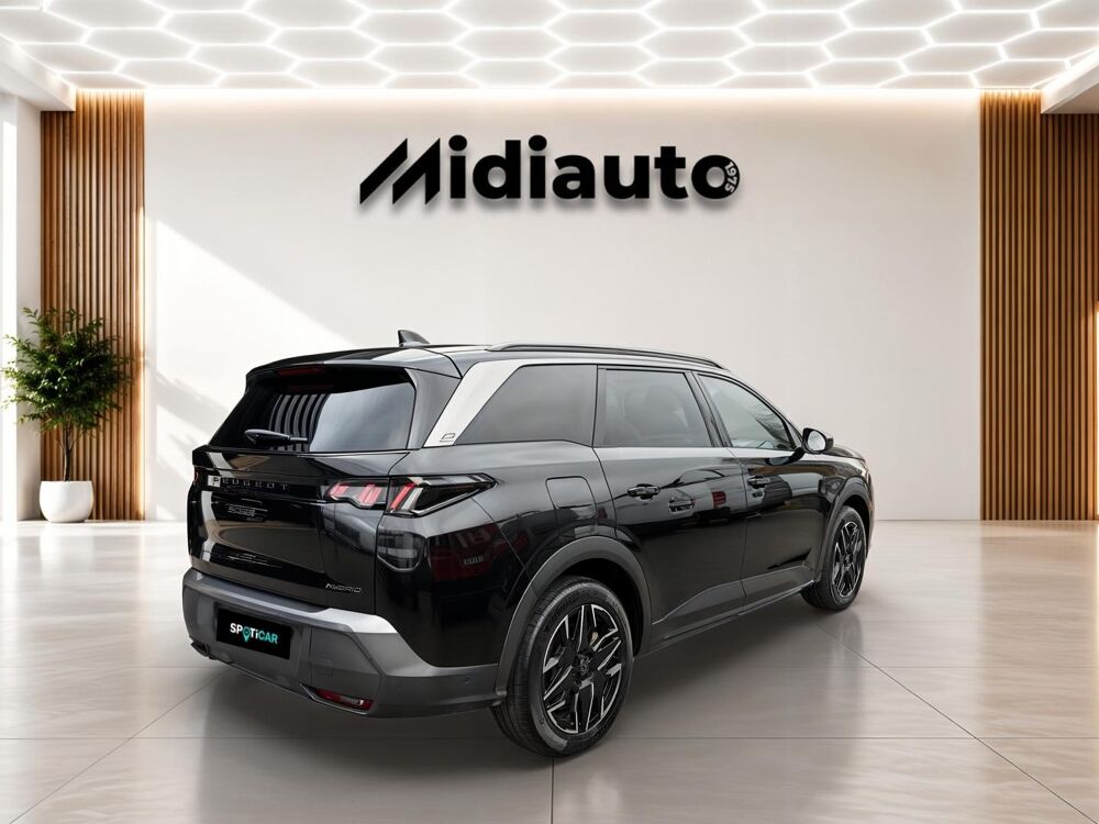 5008 Hybrid 145ch Allure e-DCS6 / Pack vision 360 & drive assist 2025 occasion 28500 Vernouillet