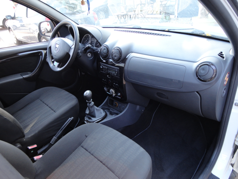 Duster 1.5 DCI 110CH FAP LAUREATE 4X2 2011 occasion 82000 Montauban