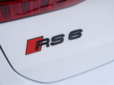 RS6 4.0 V8 TFSI 600CH QUATTRO / ORIGINE FRANCE / ENTRETIEN EXCLU 2021 occasion 38260 La C&ocirc;te-Saint-Andr&eacute;