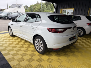 Megane IV 1.5 BLUE DCI 95CH AIR NAV REVERSIBLE 117G 2019 occasion 56530 Qu&eacute;ven