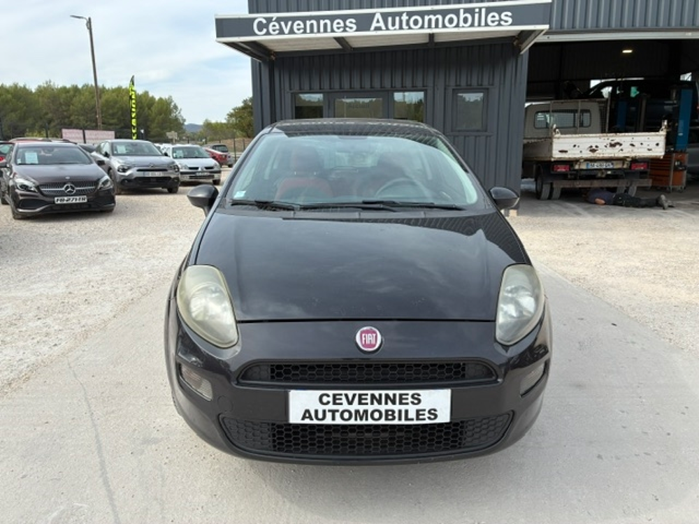 Punto 1.2 8V 69CH EASY 3 PORTES 2012 occasion 30360 V&eacute;z&eacute;nobres