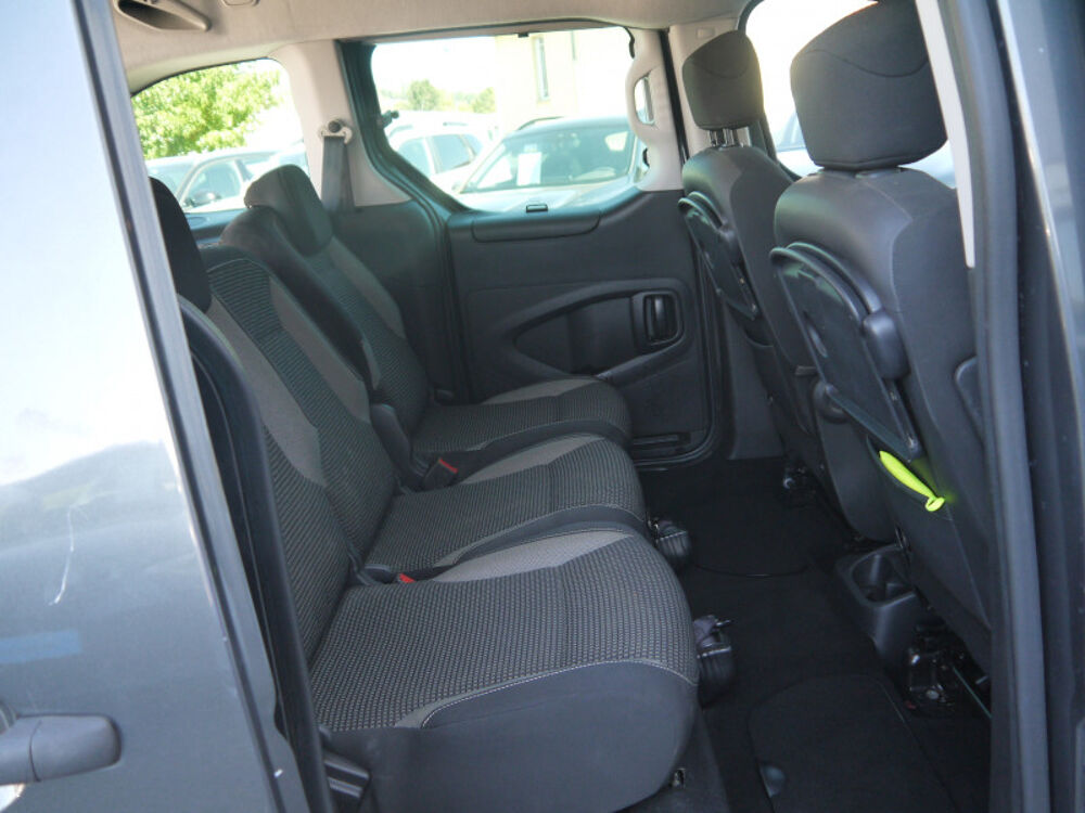 Partner Tepee 1.6 HDI 100CH TPMR AVEC RAMPE POUR FAUTEUIL ROULANT 2017 occasion 38260 La C&ocirc;te-Saint-Andr&eacute;