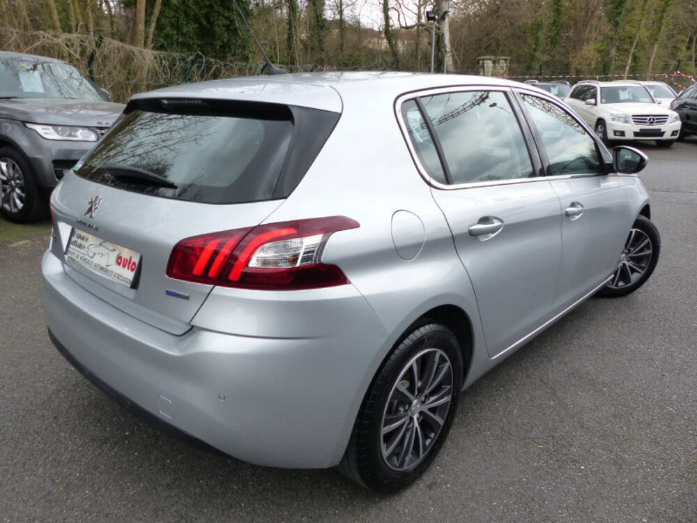 308 1.2 PURETECH 130CH ALLURE S&S 5P 2016 occasion 77144 Mont&eacute;vrain