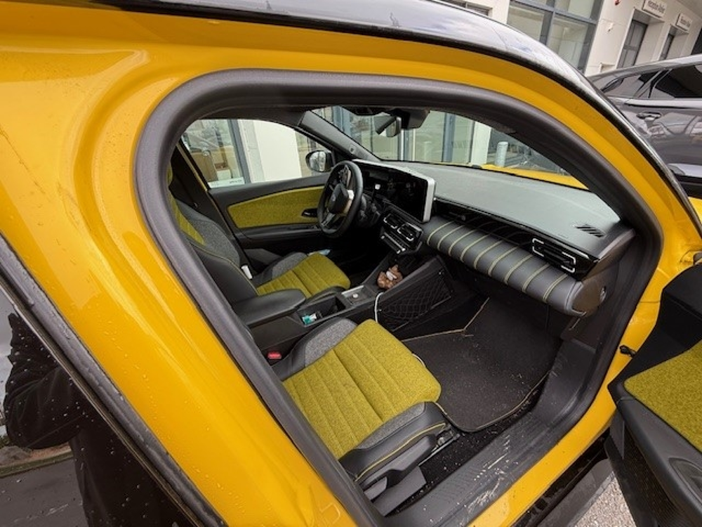 R5 E-TECH ELECTRIQUE 150CH ICONIC CINQ AUTONOMIE CONFORT 2024 occasion 56530 Qu&eacute;ven