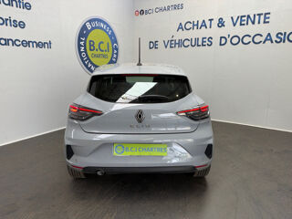 Clio V 1.5 BLUE DCI 100CH EVOLUTION AUTO ECOLE 2024 occasion 28630 Nogent-le-Phaye