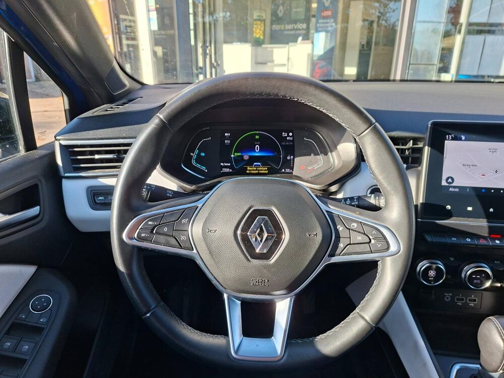Clio 1.6 E-Tech hybride 145ch Techno 2022 occasion 78860 ST NOM LA BRETECHE
