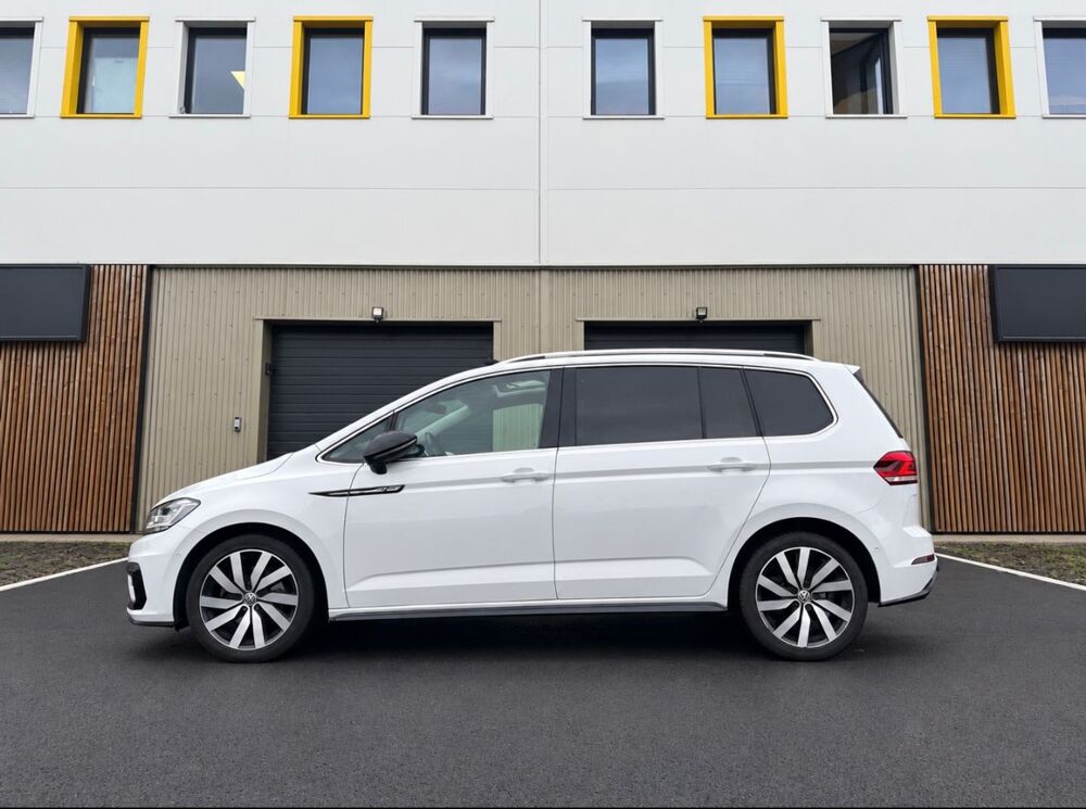 Touran 1.5 TSI EVO 150CH R-LINE DSG7 / 7 PLACES / TOIT OUVRANT / CA 2019 occasion 94260 Fresnes