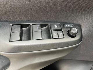 Yaris Cross 130h Design MC24 2025 occasion 13400 Aubagne