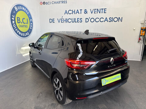 Clio V 1.6 E-TECH HYBRIDE 145CH EVOLUTION 2022 occasion 28630 Nogent-le-Phaye