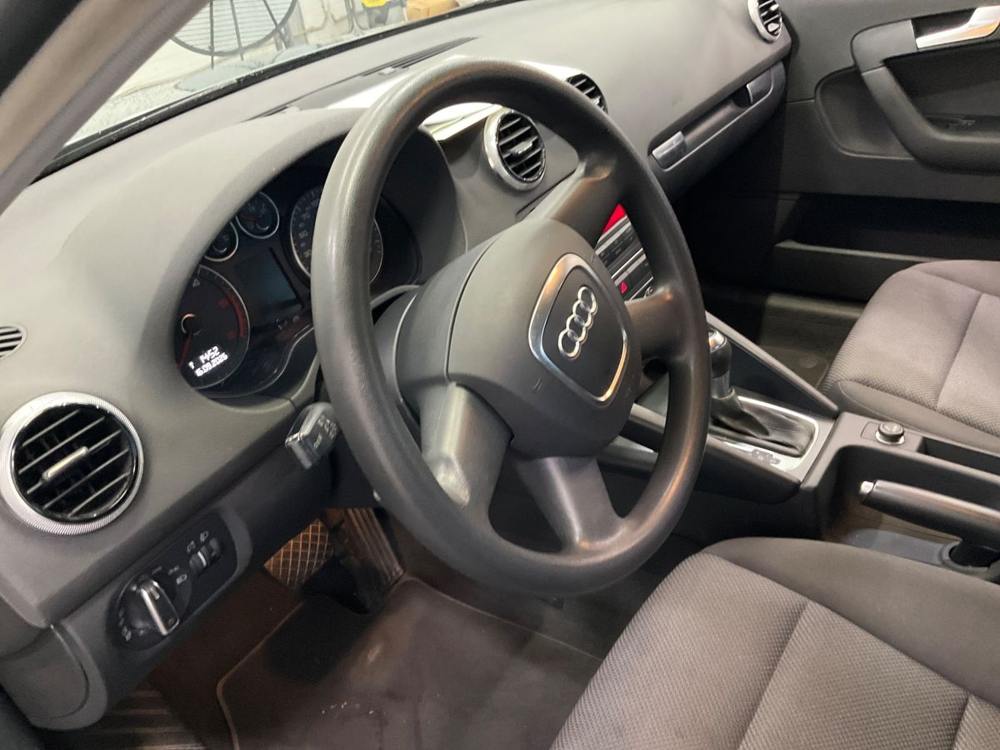 A3 1.6 TDI 105CH DPF START/STOP ATTRACTION S TRONIC 7 2010 occasion 38150 Salaise-sur-Sanne