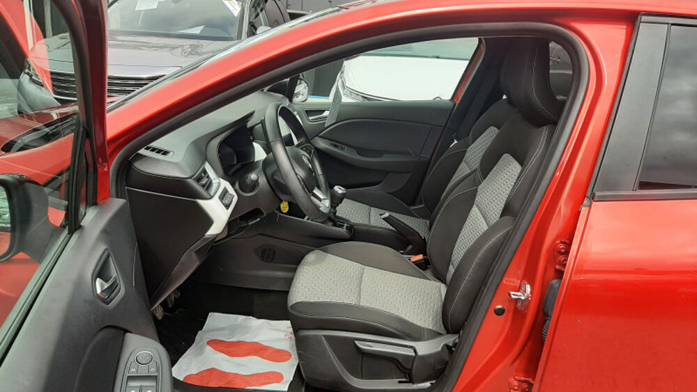 Clio V 1.0 TCE 90CH BUSINESS -21N 2022 occasion 08000 Warcq