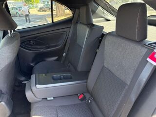 Yaris Cross 116h Design MY22 2023 occasion 13730 Saint-Victoret