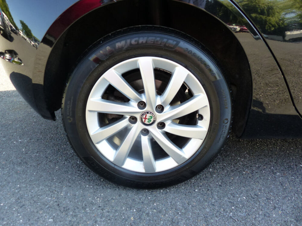 Giulietta 1.6 JTDM 120CH BUSINESS STOP&START TCT 2019 occasion 77144 Mont&eacute;vrain