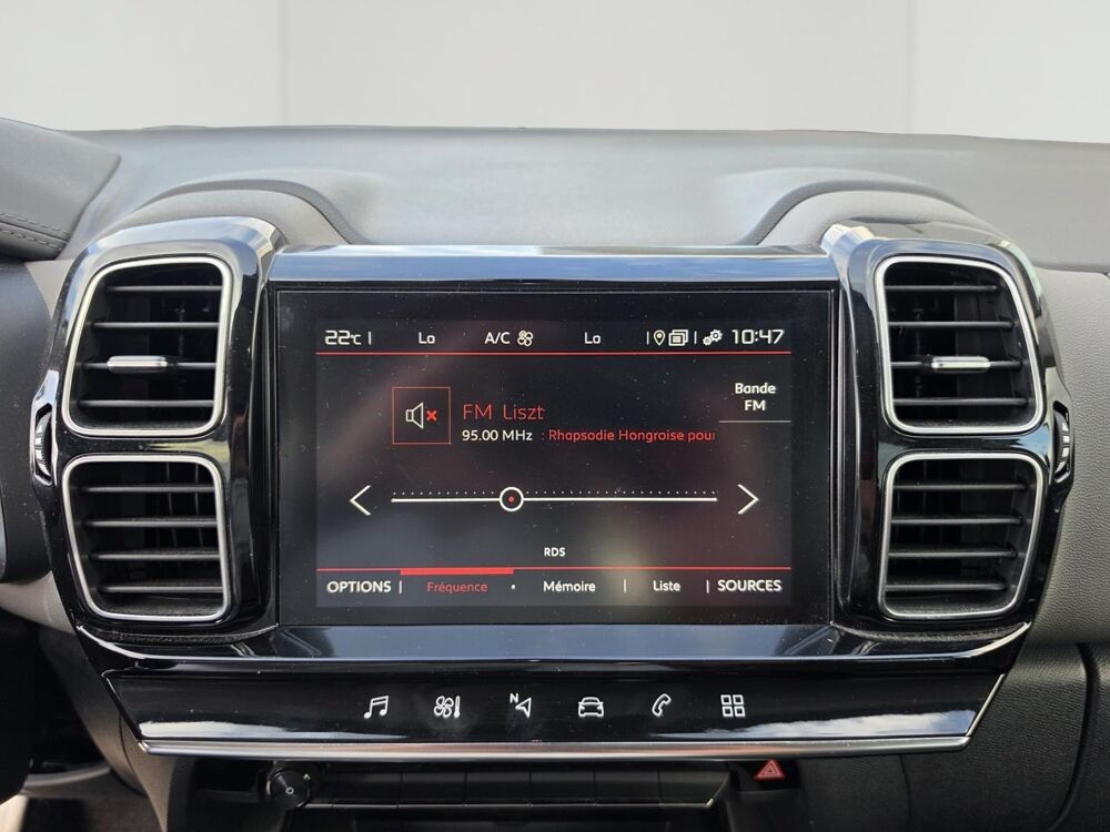 C5 aircross BlueHDi 130 Shine EAT8 GPS / CAMERA / CHARGE PHONE INDUCTION 2020 occasion 56850 Caudan