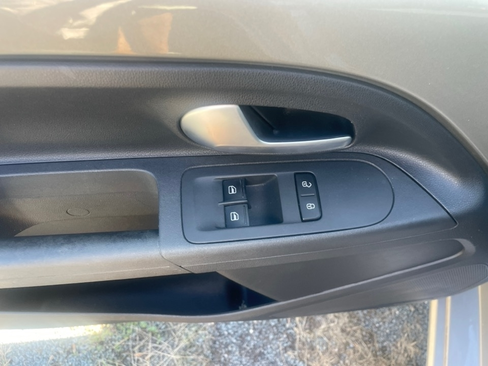 UP 1.0 60CH BLUEMOTION TECHNOLOGY IQ.DRIVE 5P EURO6D-T 2019 occasion 24660 COULOUNIEIX CHAMIERS