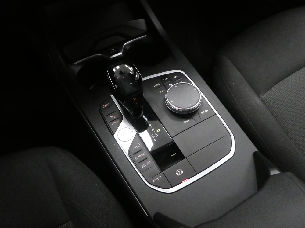 S&eacute;rie 1 (F40) 118DA 150CH BUSINESS DESIGN 2019 occasion 77100 Nanteuil-l&egrave;s-Meaux