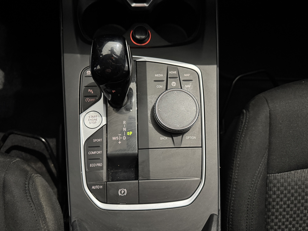S&eacute;rie 1 (F40) 116DA BUSINESS DESIGN DKG7 PLB AUTO 2022 occasion 12000 RODEZ