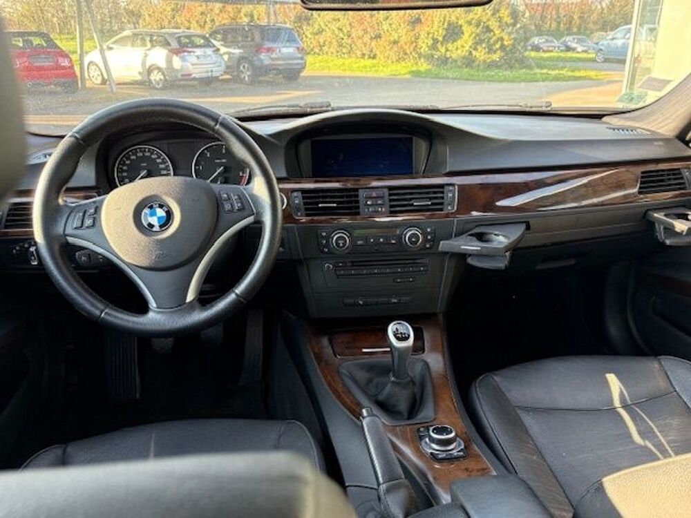 S&eacute;rie 3 (E90) 320D 184CH LUXE 2012 occasion 85400 Sainte-Gemme-la-Plaine
