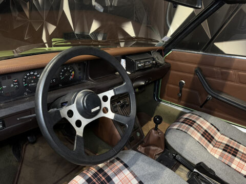  1976 occasion 63170 Aubi&egrave;re